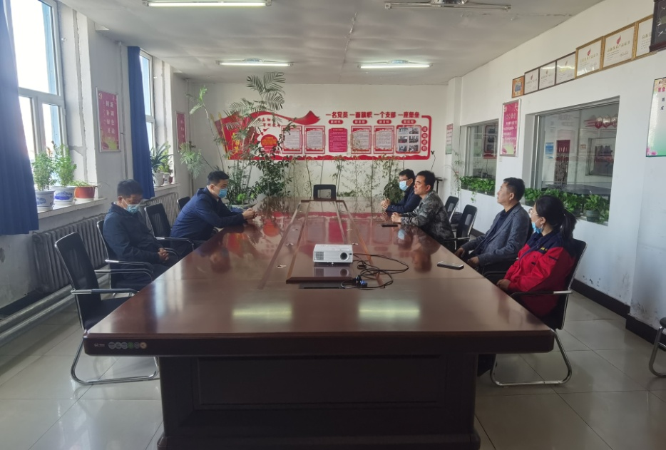 乐动(中国)一站式服务平台副市长带领经开区领导莅临乐动官网平台制药